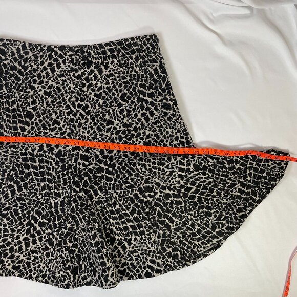 Susan Bristol Black and White Animal Print Swing Skirt Knee Length Size 12 - Picture 8 of 11